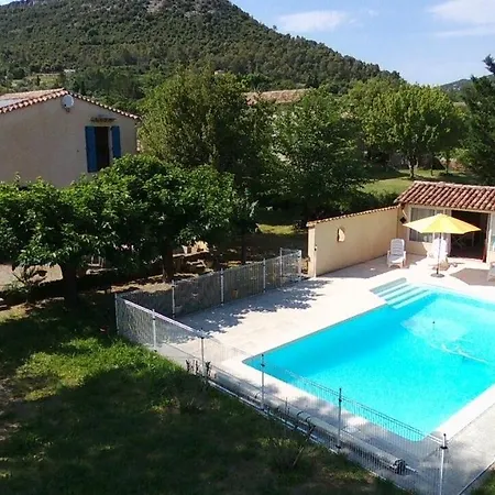 Belle Cevenole Avec Piscine *